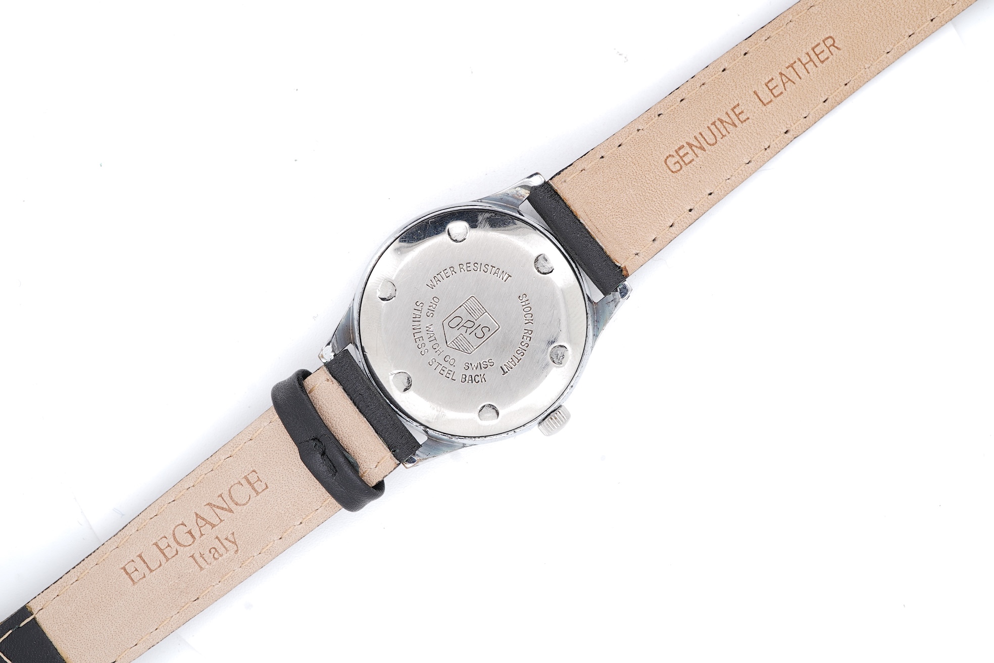 A gentleman's stainless steel backed Oris manual wind calendar wrist watch, with black Arabic dial, subsidiary seconds and date indicator hand, case diameter 32mm, on an associated leather strap, no box or papers.